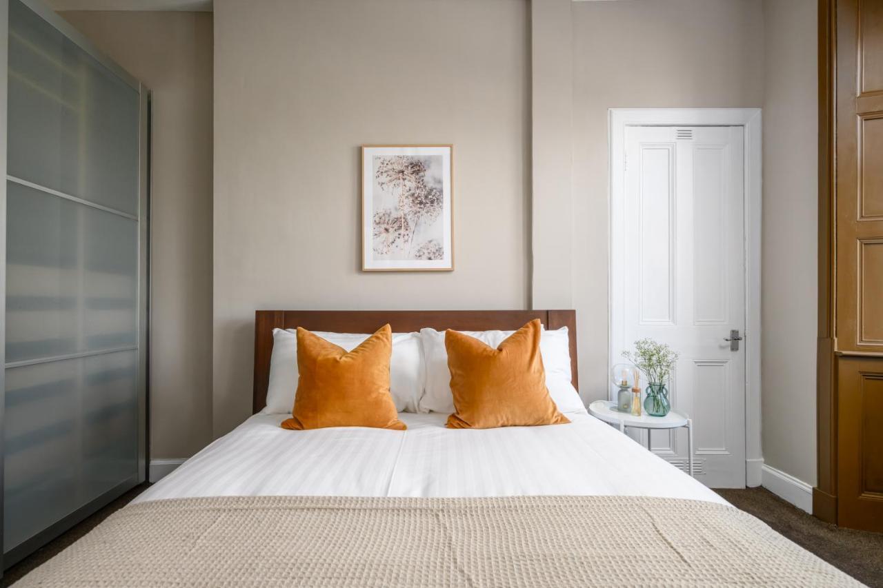 The Holyrood Park Apartment Edinburgh Dış mekan fotoğraf