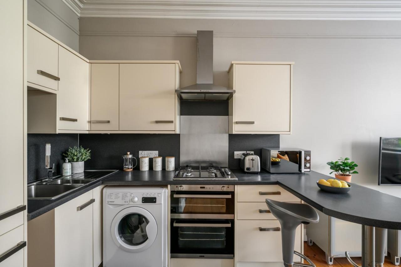 The Holyrood Park Apartment Edinburgh Dış mekan fotoğraf
